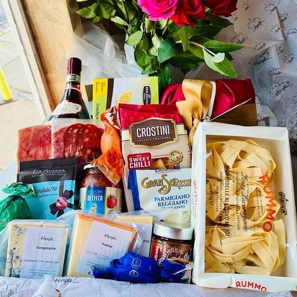 Christmas Hampers .. Italian Food in a Box by Hample